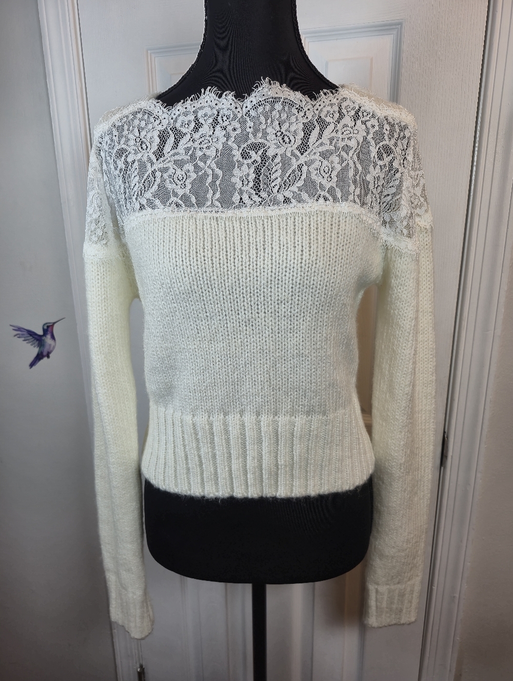 Raissa Ivory White Lace Yoke Knit Cropped Sweater Cottagecore Coquette Size M - Picture 3 of 9